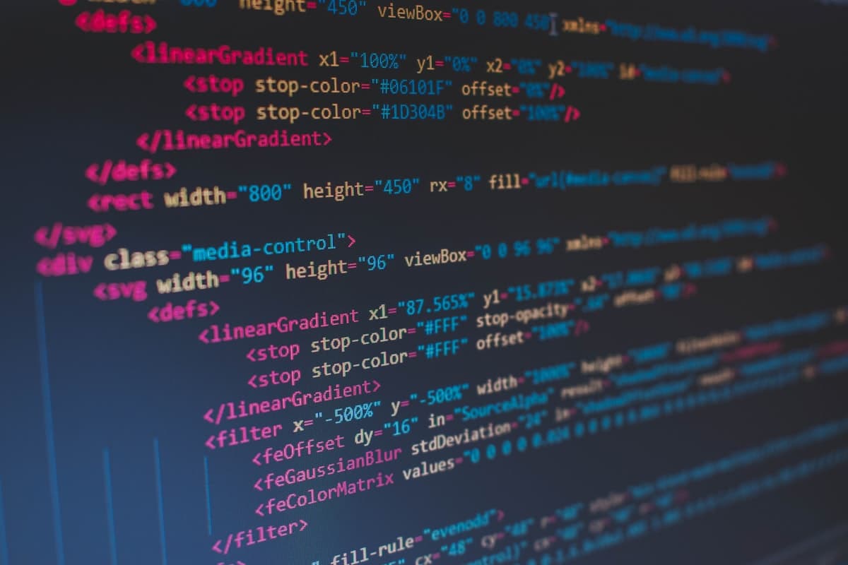 Cursor vs Windsurf vs Bolt.new: Battle of the Next-Gen AI Builders