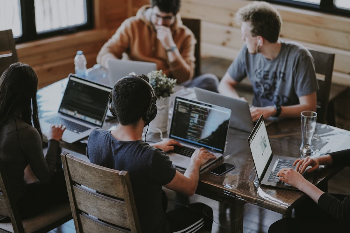 Linear vs Jira: Why Modern Dev Teams Are Switching